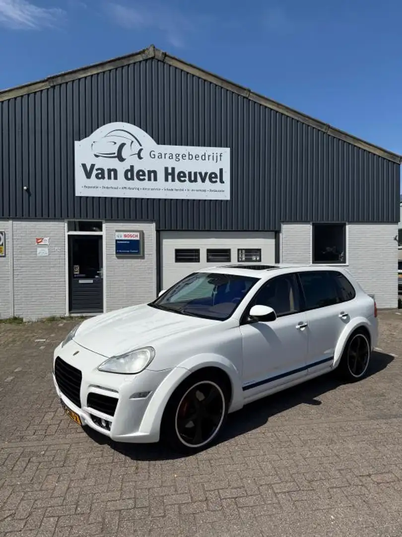 Porsche Cayenne 4.5 Turbo techart magnum Blanc - 1