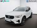 Volvo XC40 Plus, B3 Mild Hybrid, Benzin, Dark Weiß - thumbnail 1