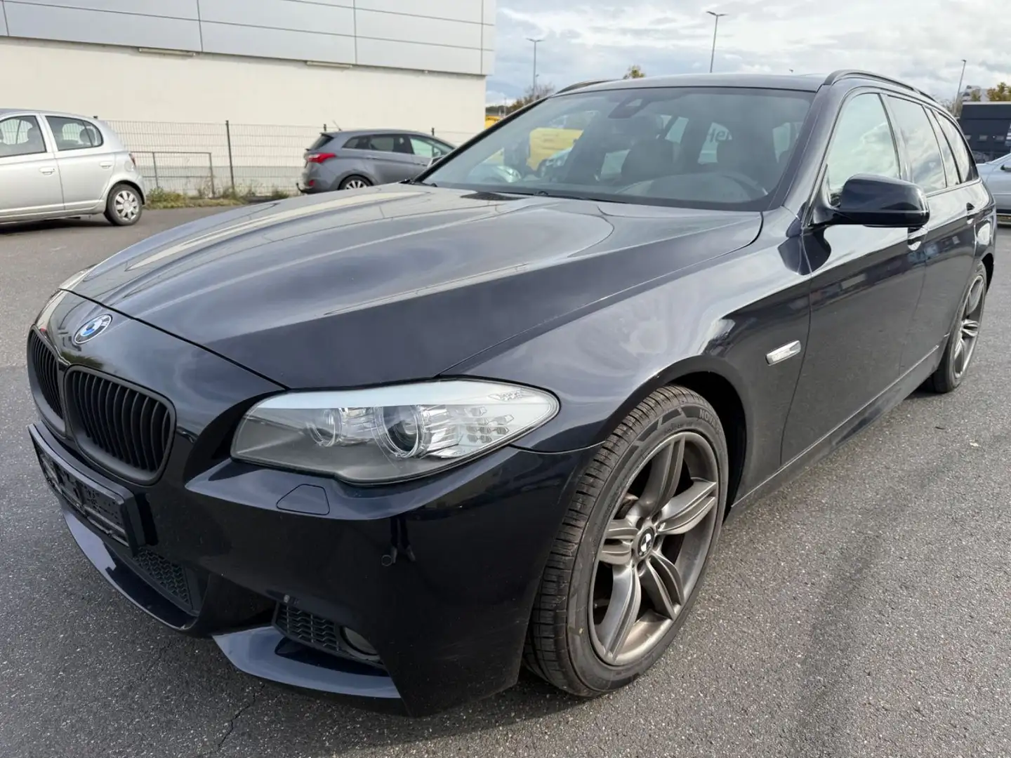 BMW 535 M-Paket 5 Touring 535 d xDrive Schwarz - 1