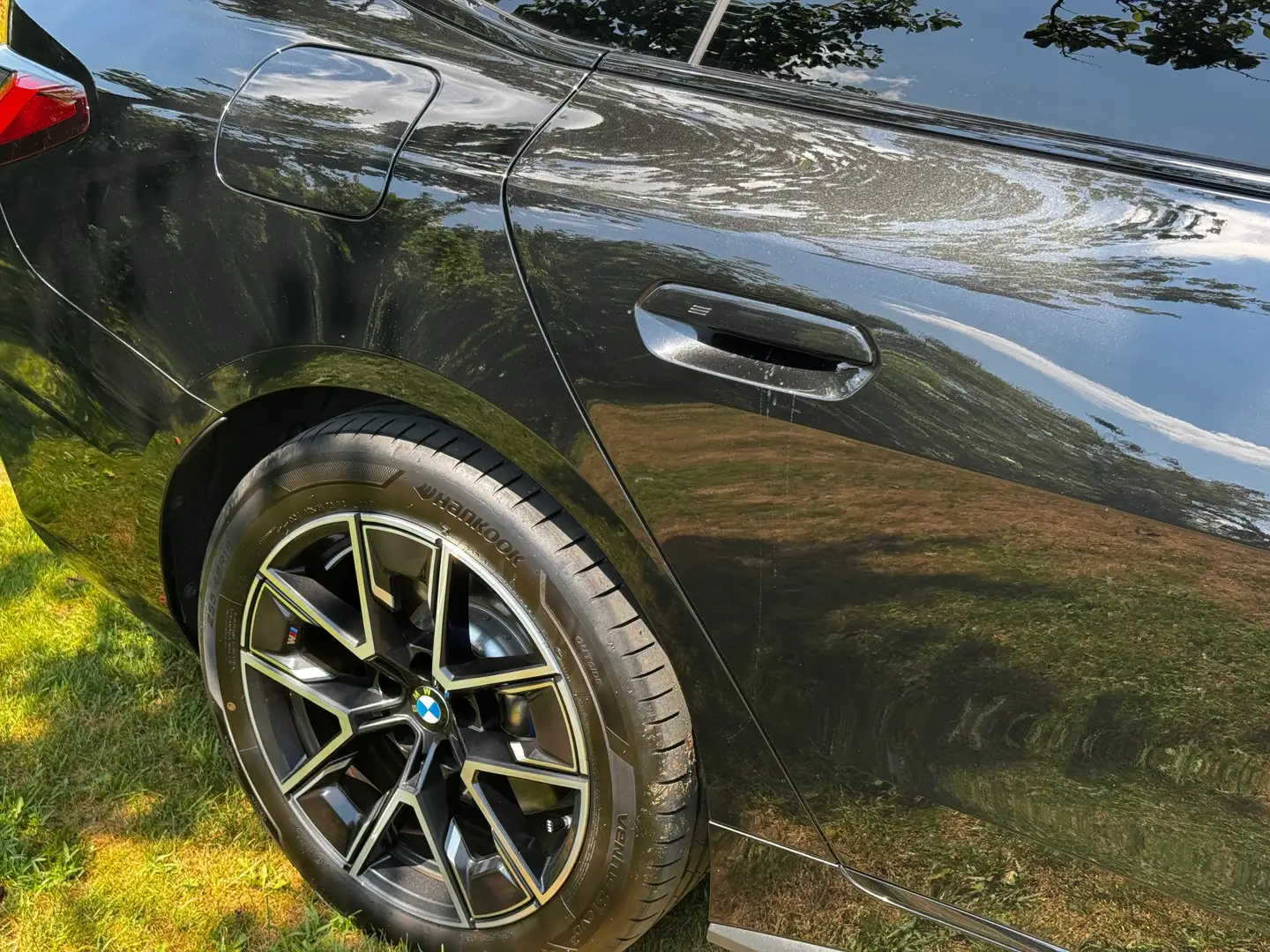 BMW i4 i4 Gran Coupe xDrive M50 82kw Anhängek. Schwarz - 2