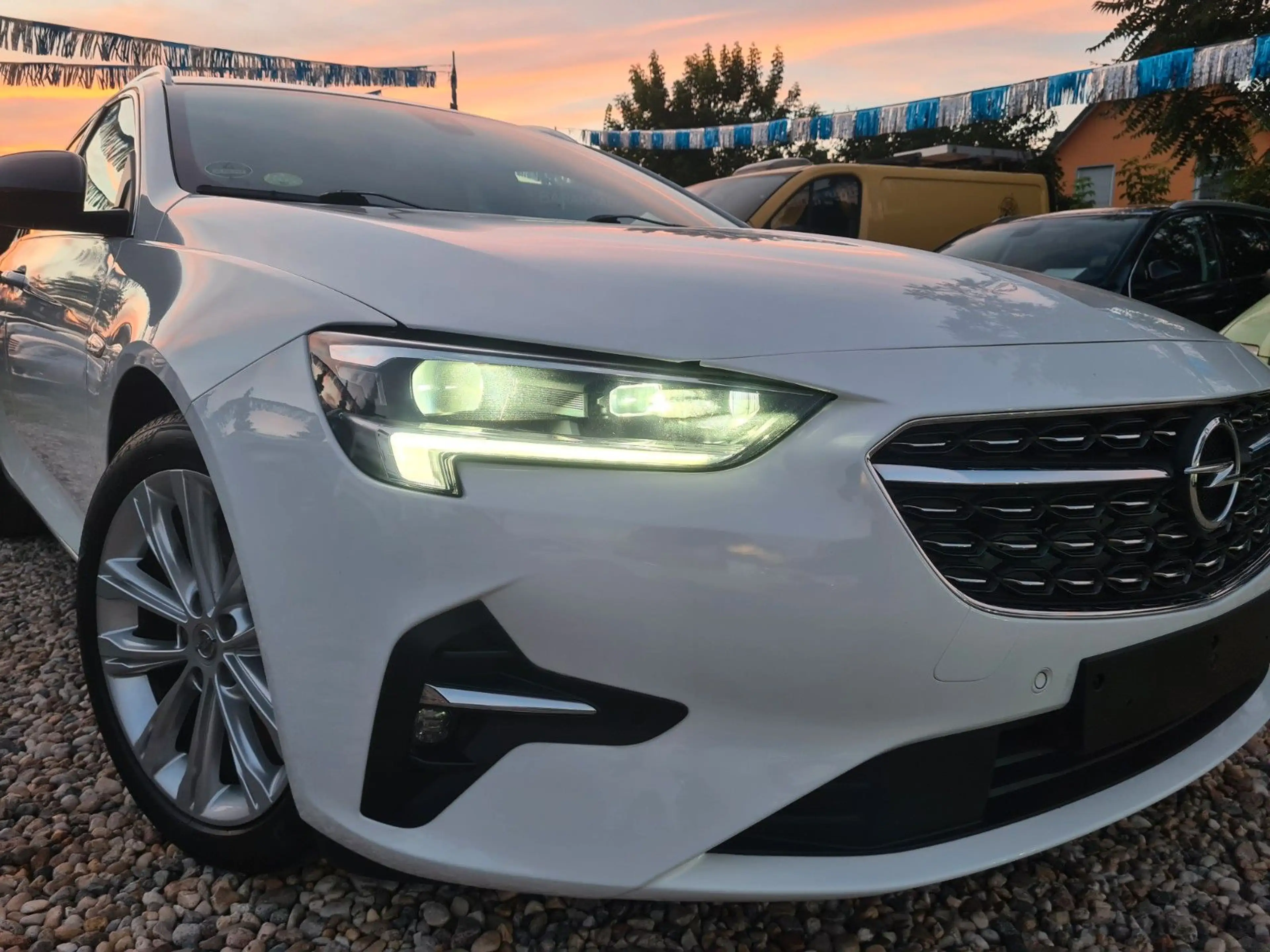 Opel Insignia B Sports Tourer 2.0 D Business Elegance