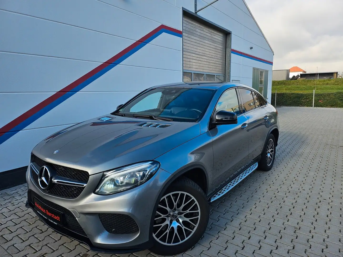 Mercedes-Benz GLE 350 d Coupe 4Matic NAVI*KAMERA*LEDER*LED*PDC Grijs - 2