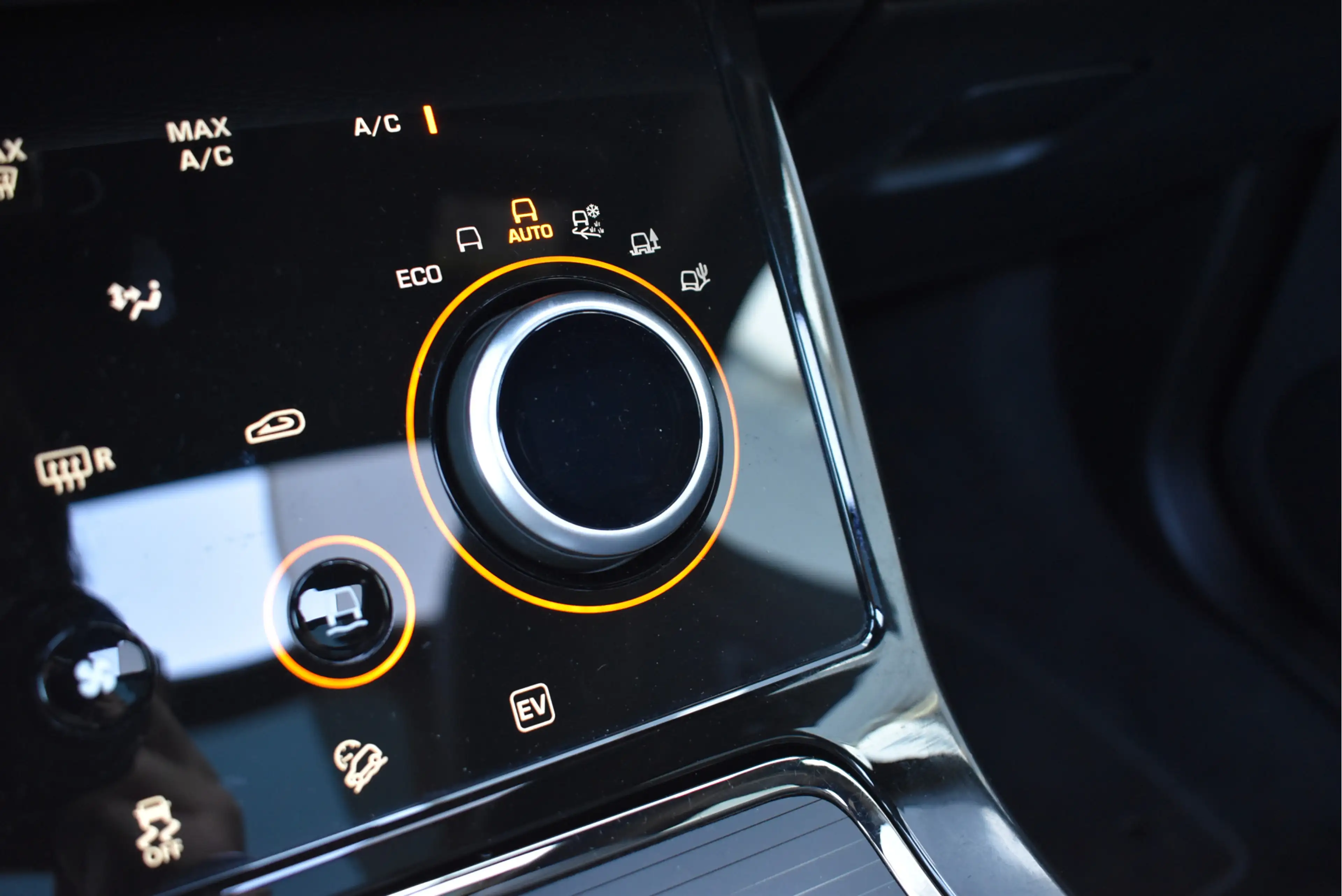Land Rover Range Rover Evoque 1.5 P300e AWD R-Dynamic SE NL-auto, Panoramadak, A — photo 22
