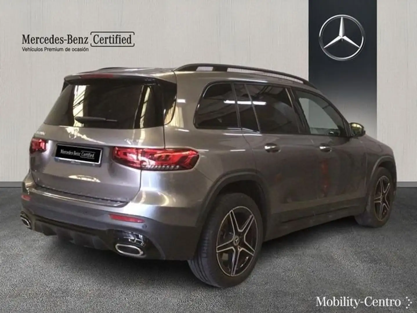 Mercedes-Benz GLB 200 d 4matic amg line Gris - 2