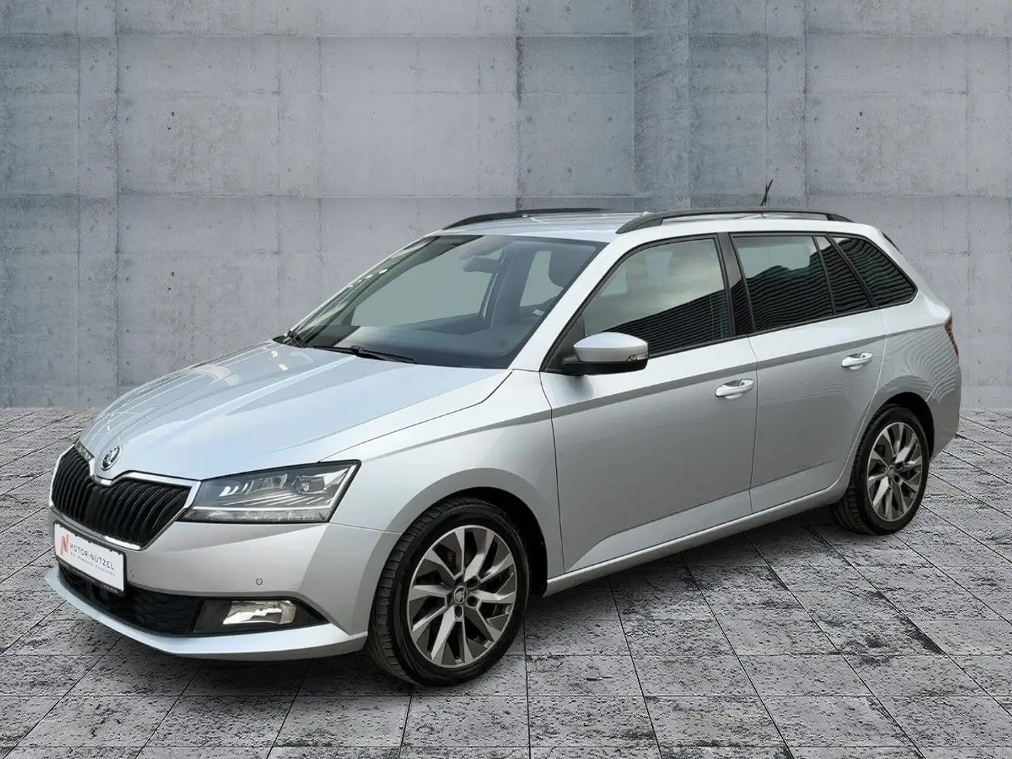 Skoda Fabia Combi 1.0 TSI DSG AMBITION LED+NAV+AHK+SHZ Argento - 2