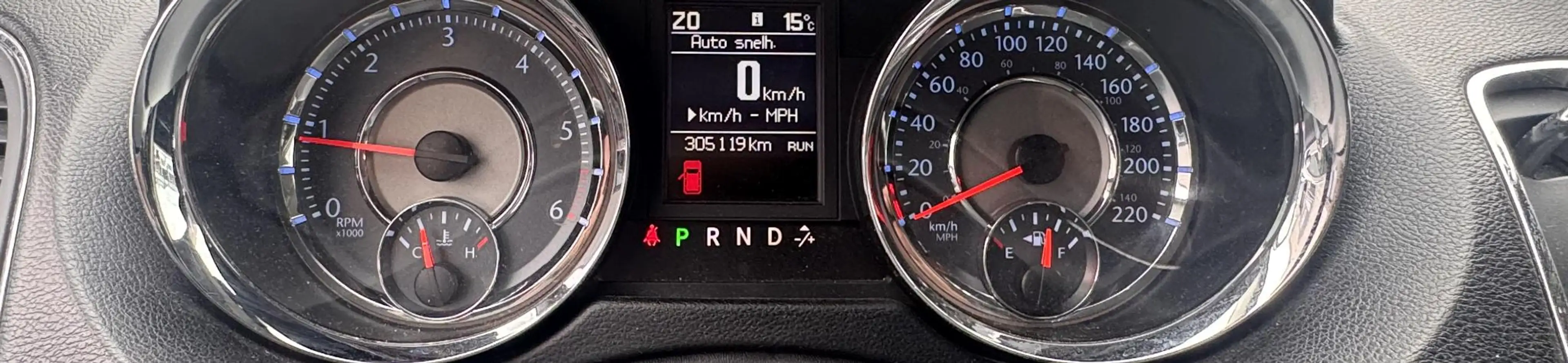 Lancia Voyager 2.8 Multijet Gold / Navi / Airco / Camera / Nap / — photo 10