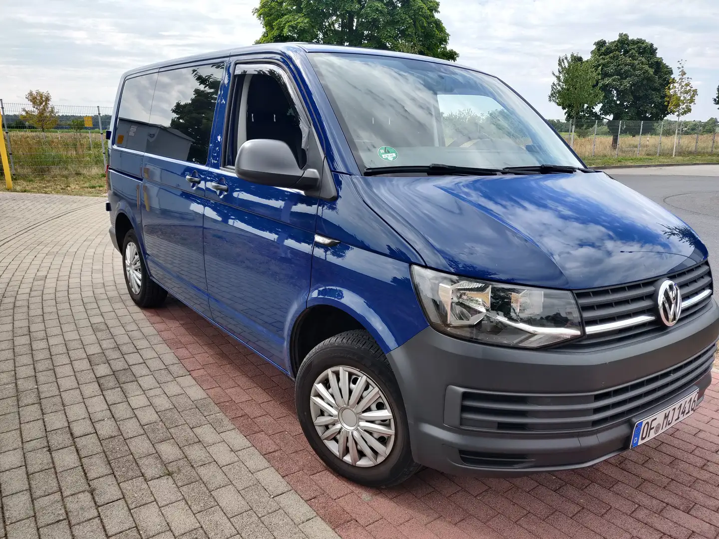 Volkswagen T6 Transporter Transporter T6 Kombi Kurz EU6 Blau - 2