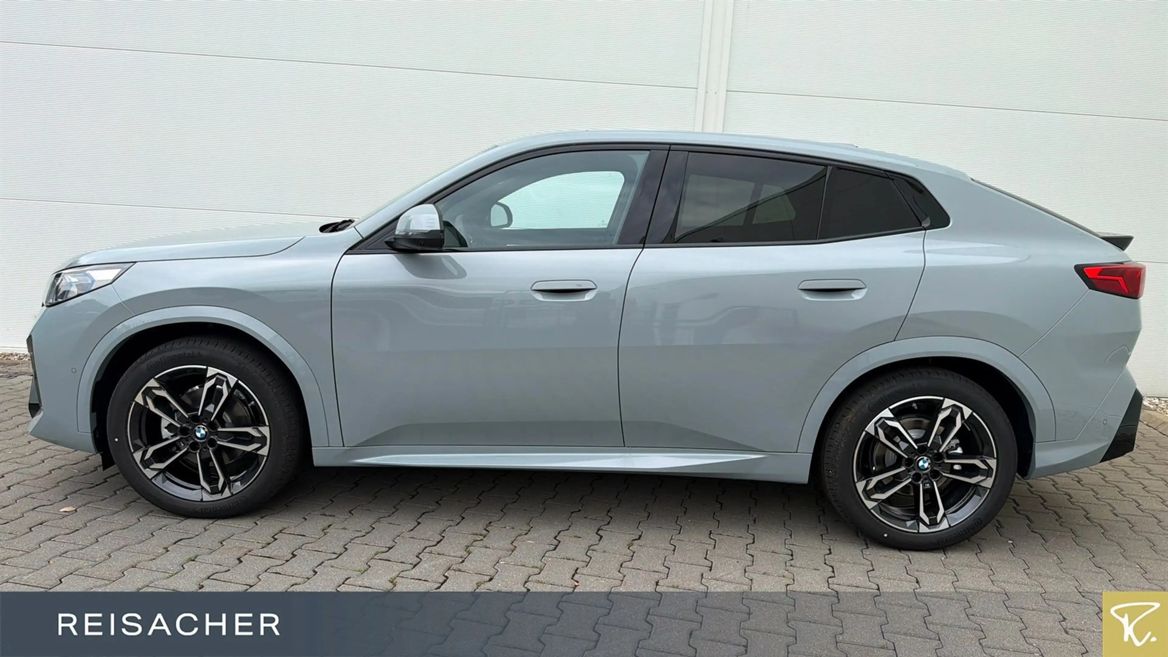 BMW iX2 A eDrive20 M-Sport,AHK,DA+,Autom — photo 8