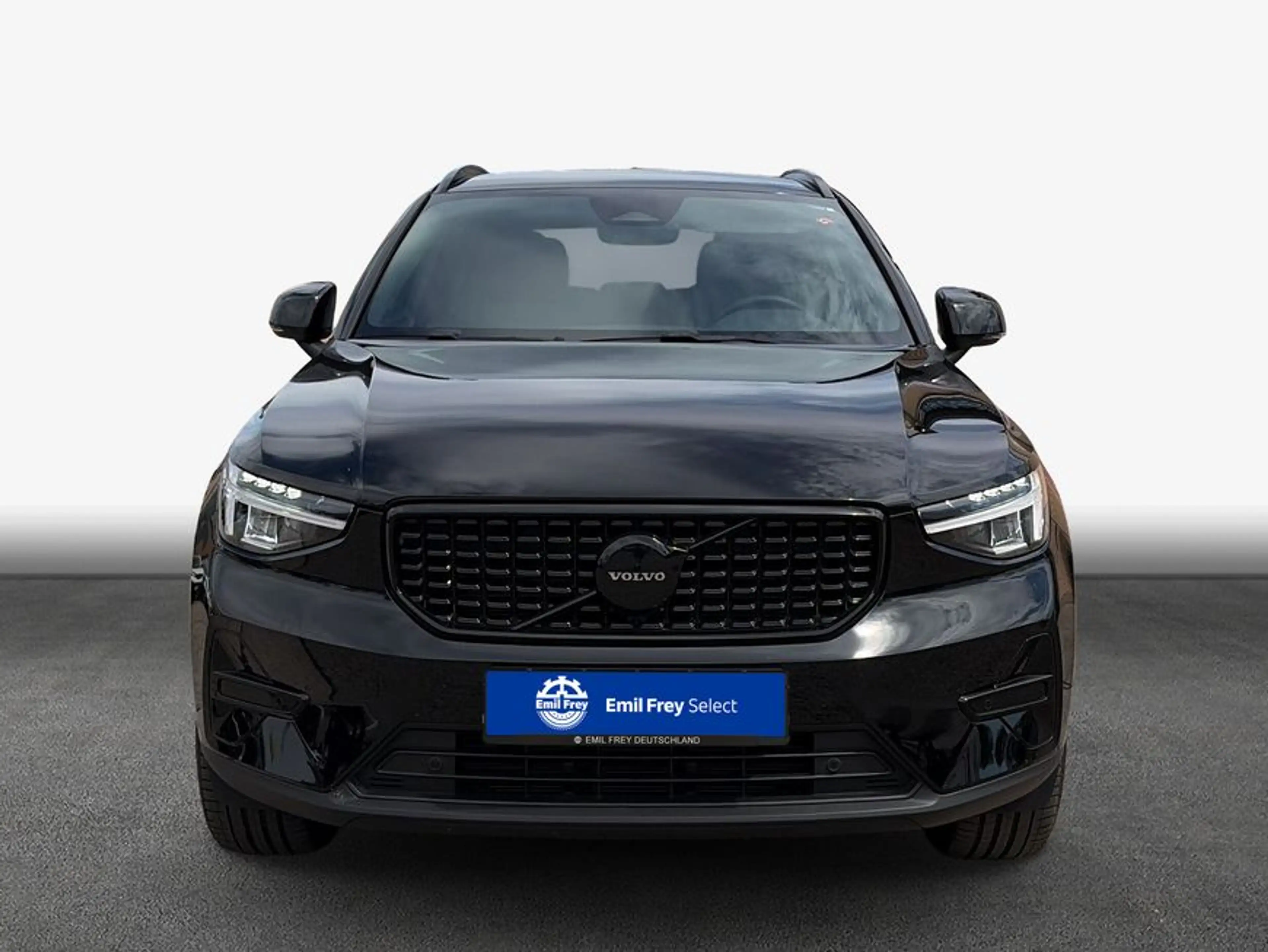 Volvo XC40 XC40 B3 B DKG Plus Black Edition — photo 3
