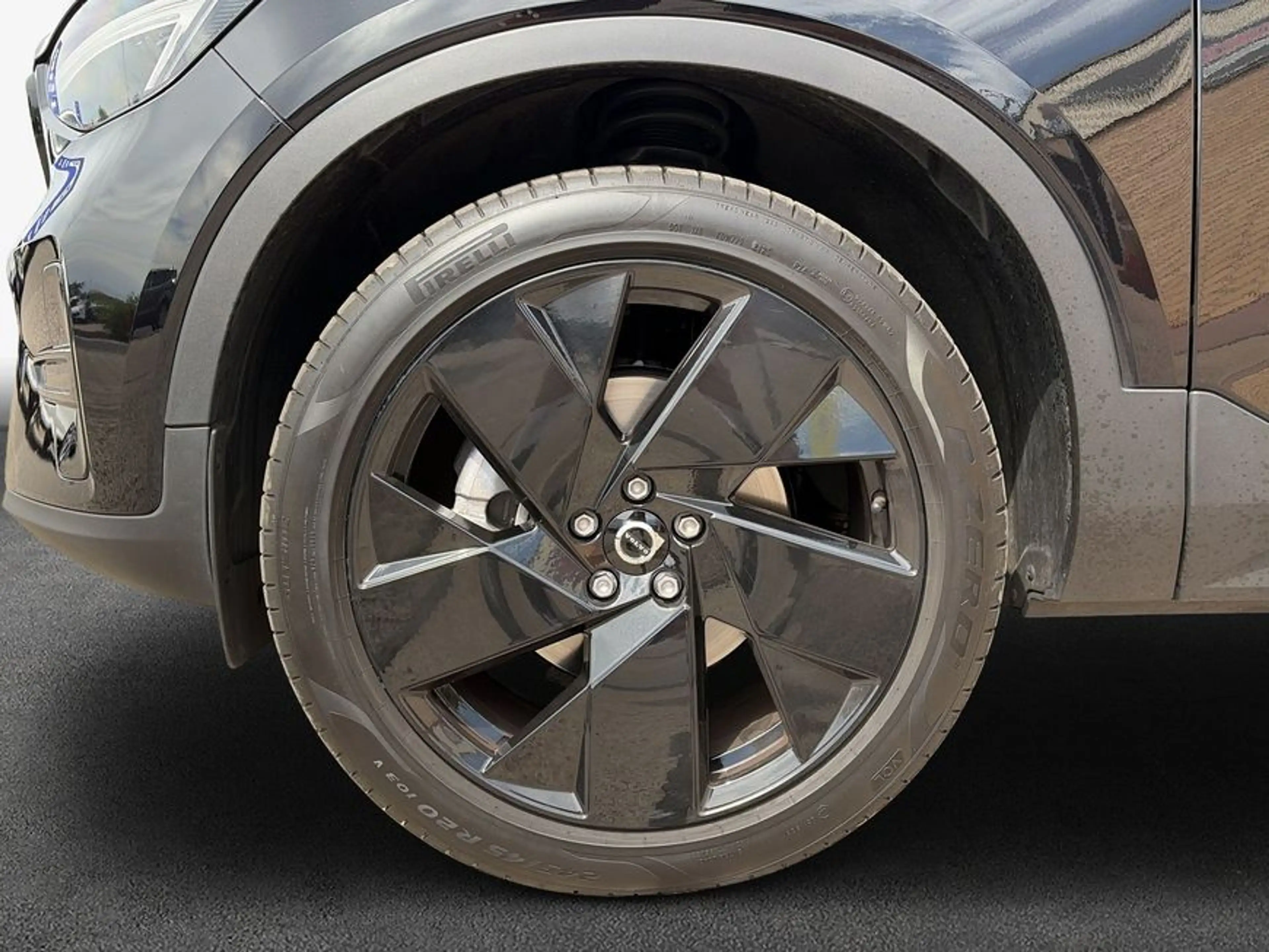 Volvo XC40 XC40 B3 B DKG Plus Black Edition — photo 7