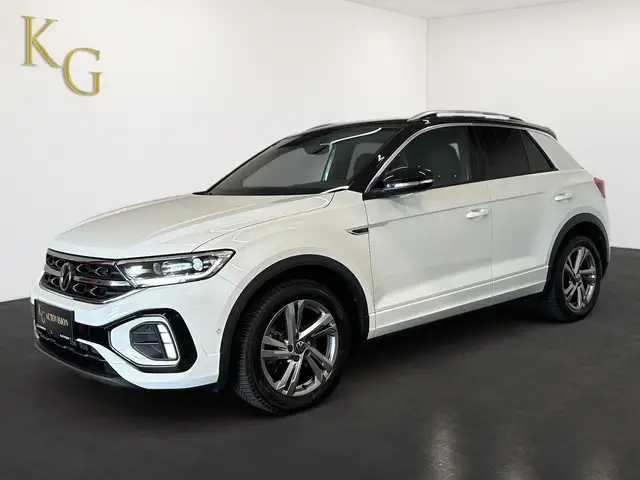Volkswagen T-Roc view 2