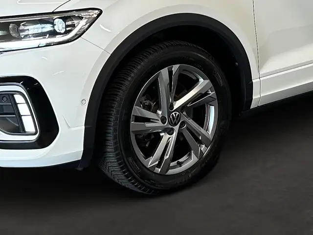 Volkswagen T-Roc view 13
