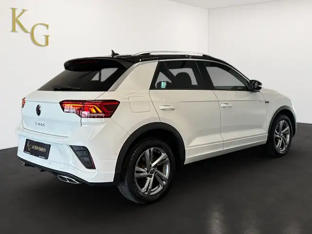 Volkswagen T-Roc view 7