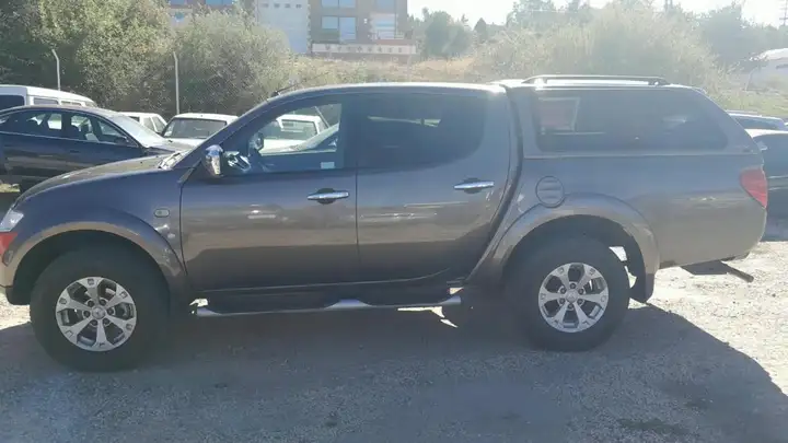 Mitsubishi L200 2.5 DI-D Double Cab Motion 2012, foto 5
