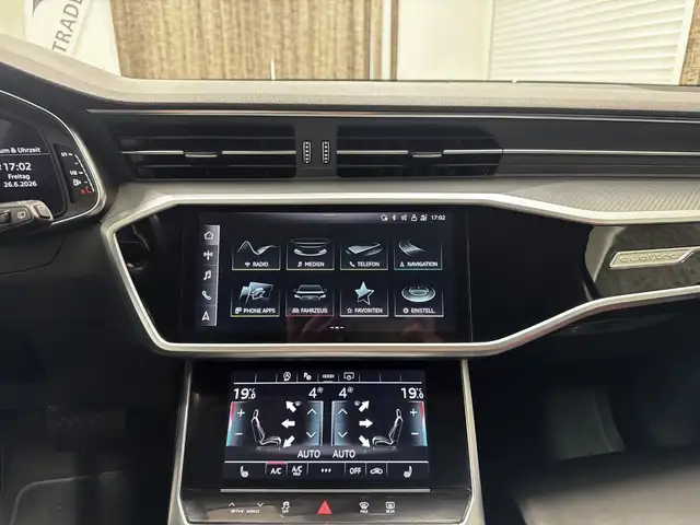 Audi A6 view 15