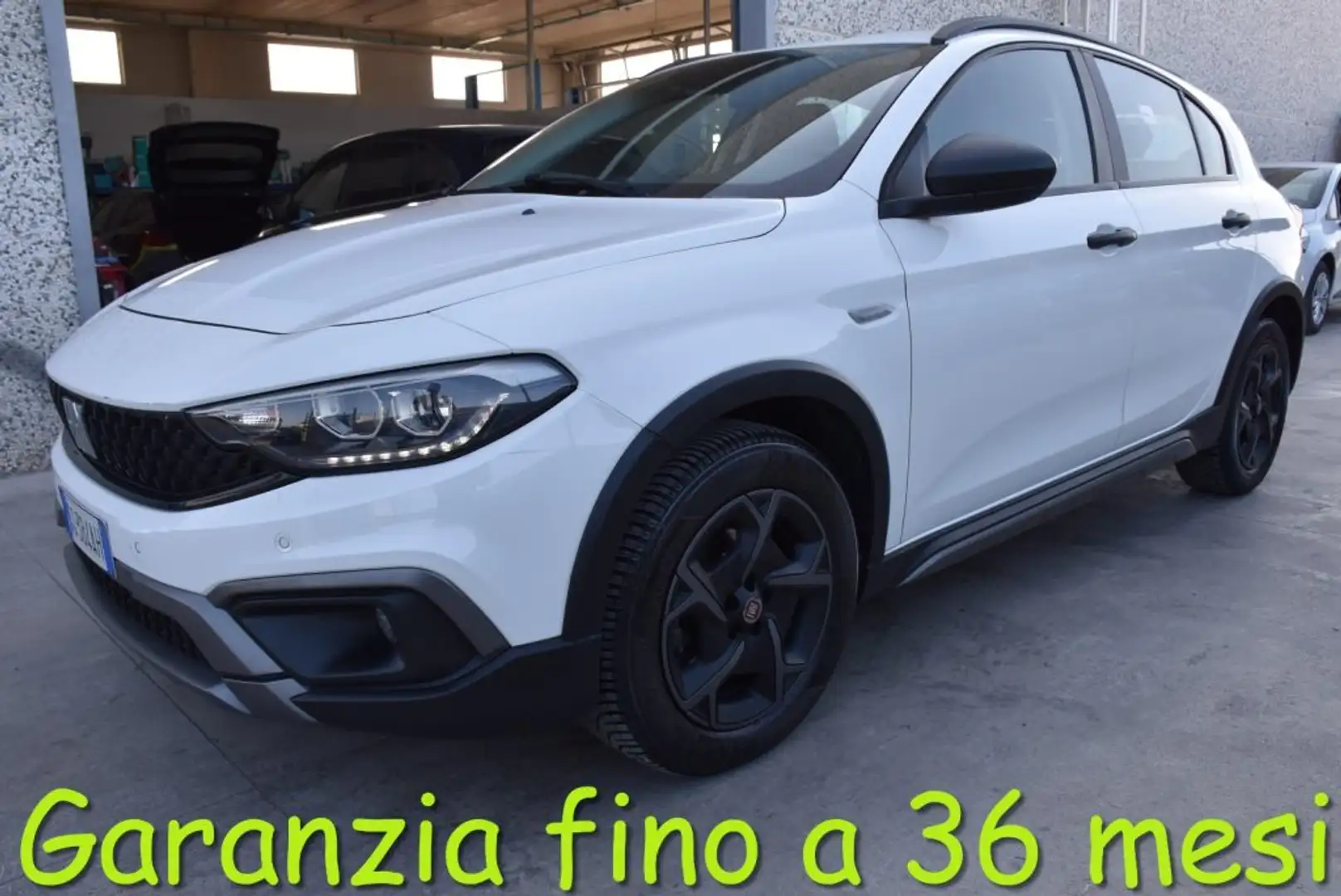 Fiat Tipo 1.6 Mjt S&S 5 porte City Cross Bianco - 1