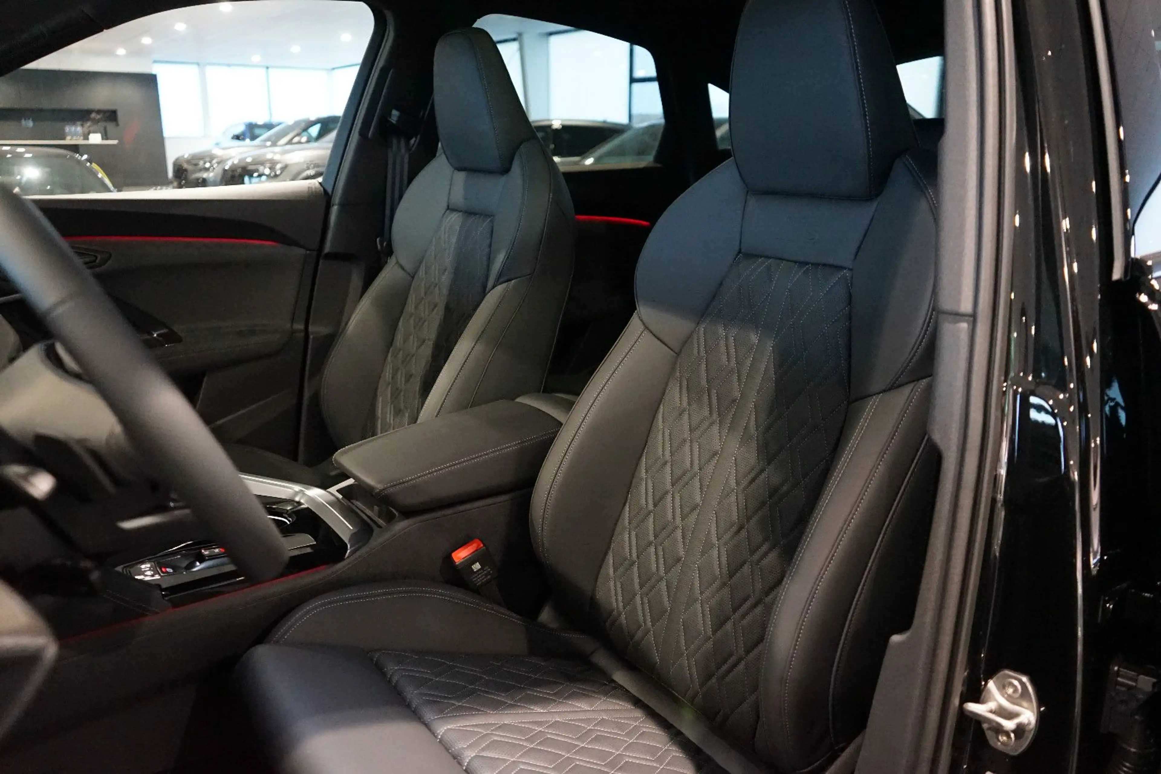 Audi SQ5 Sportback TFSI | Pano | Carbon | Tech pro — photo 9