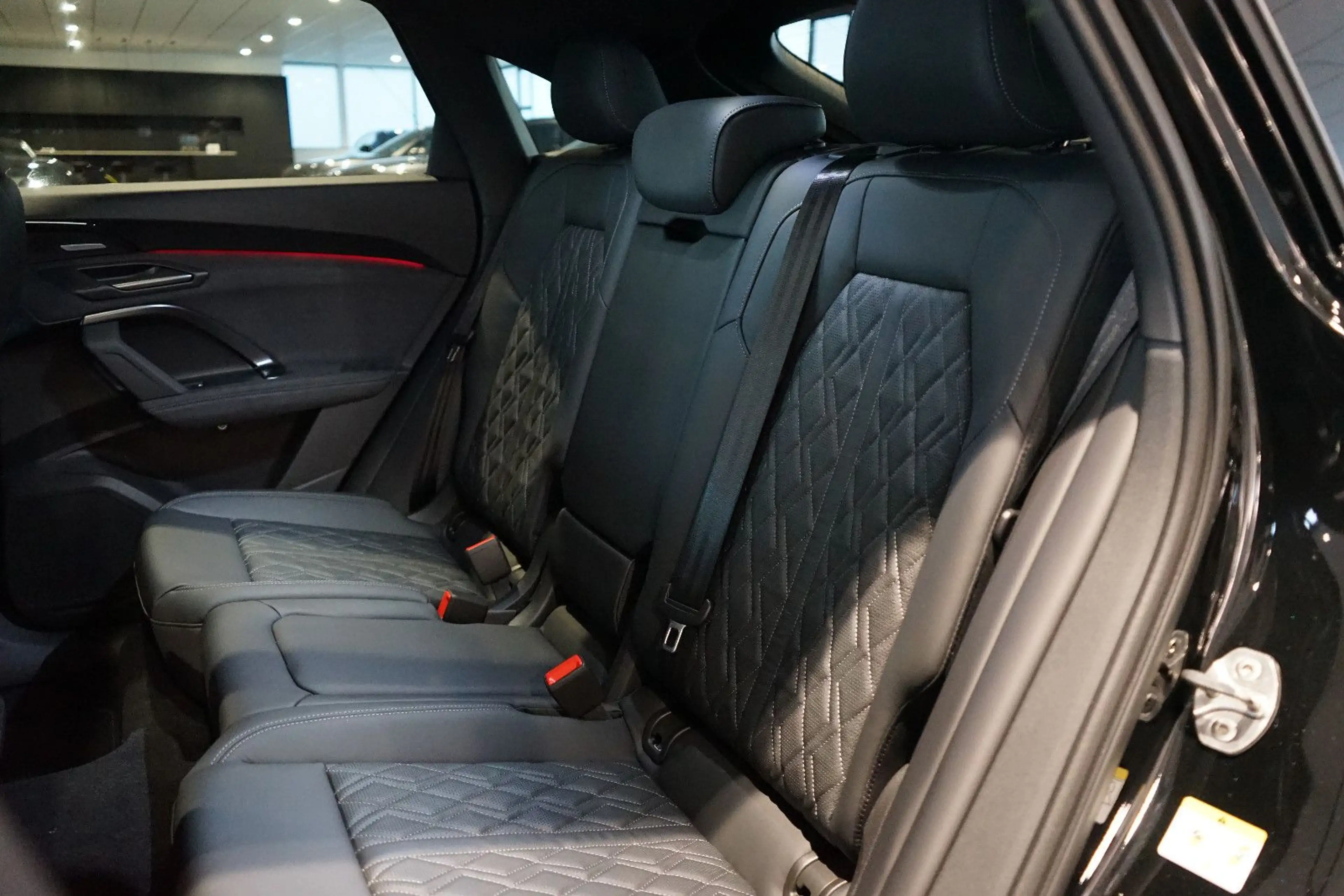 Audi SQ5 Sportback TFSI | Pano | Carbon | Tech pro — photo 10