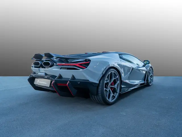 Lamborghini Revuelto view 3