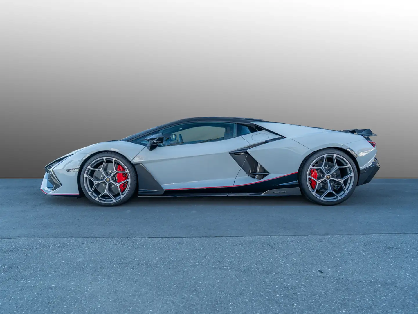 Lamborghini Revuelto Ad Personam | Lamborghini Nürnberg Grau - 2