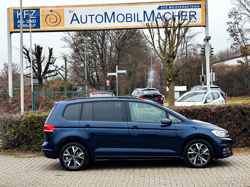 Volkswagen Touran Comfortline 1,5 DSG Easy Open 7 Sitzer — photo 9
