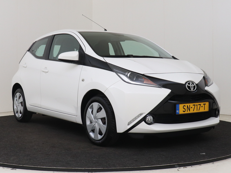 Toyota Aygo 1.0 VVT-i x-nav | Dealer onderhouden | Airco | Ach — photo 13