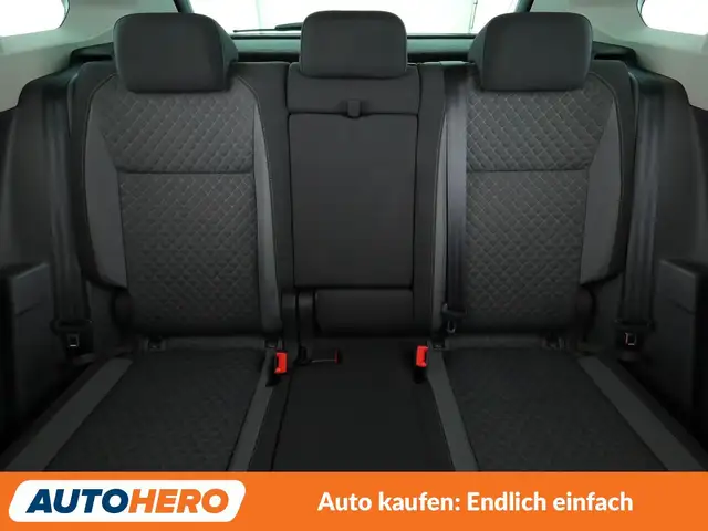 Volkswagen Tiguan view 15