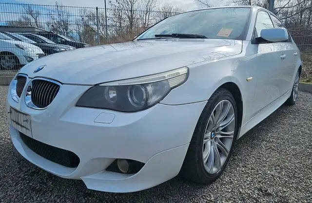 BMW 525 i Limousine M Paket *NAV*AUTOM*KLIMA*TEMPO