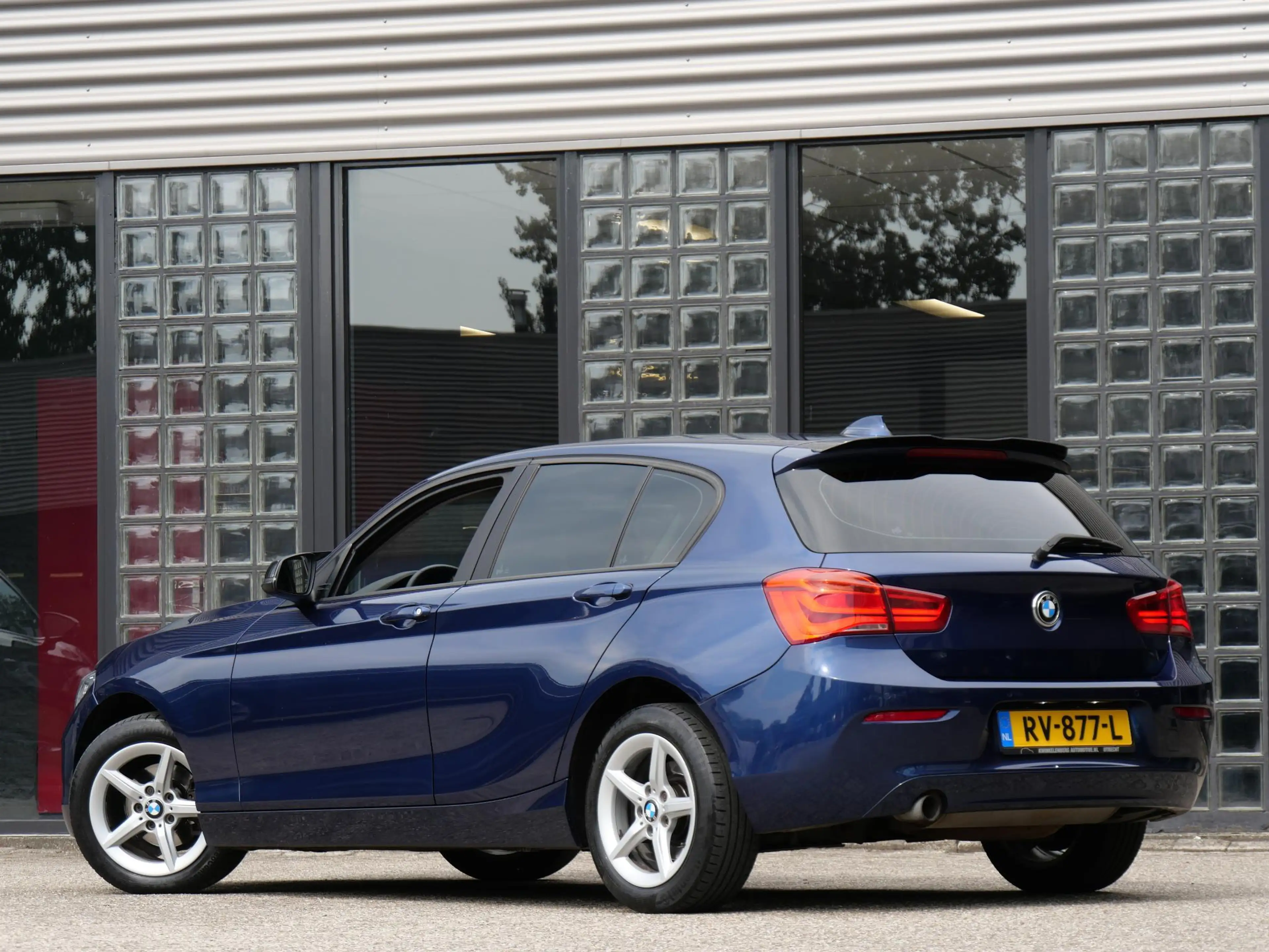 BMW 118 1-SERIE 118i HIGH EXECUTIVE/ LEER/ PDC V+A — photo 21