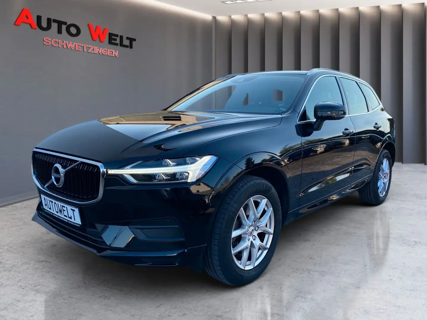 Volvo XC60 Momentum Pro AWD 1Hand/LED/ACC/Leder/Kamera Zwart - 2