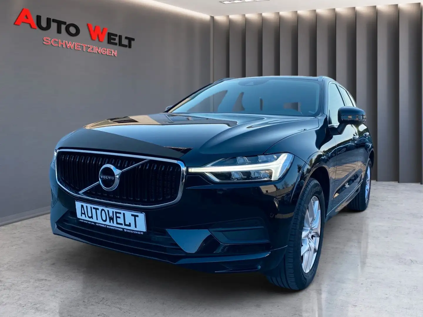 Volvo XC60 Momentum Pro AWD 1Hand/LED/ACC/Leder/Kamera Zwart - 1