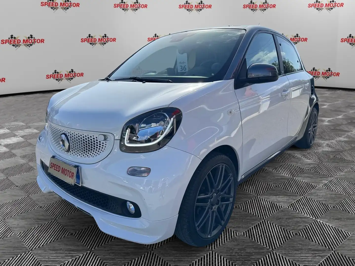 smart forFour forfour 90 Turbo twinamic Brabus Style, PRONTA CO Blanc - 1
