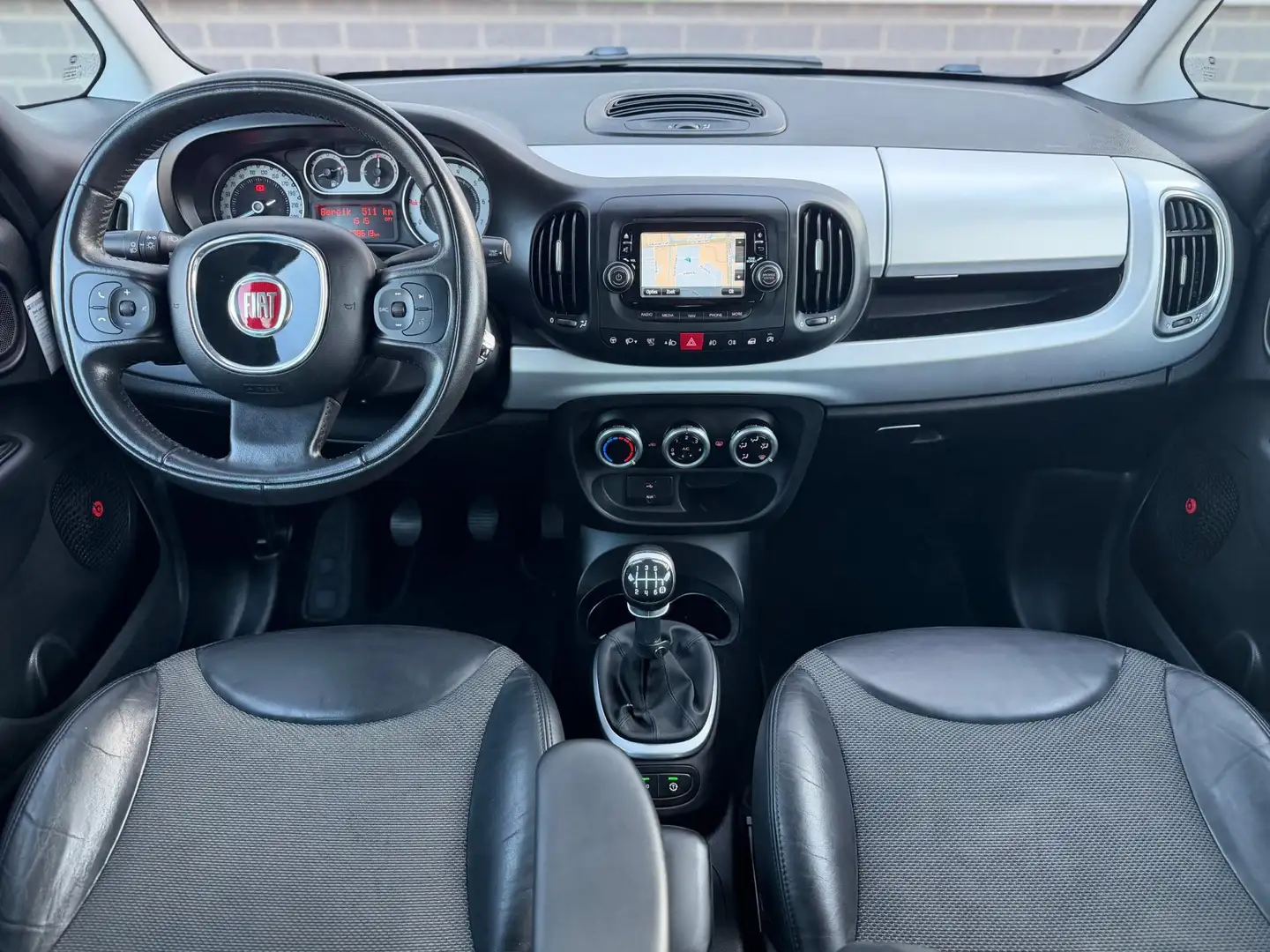 Fiat 500L 0.9 TwinAir Beats Edition |Airco|Navi|PDC|Bluetoot Grau - 2