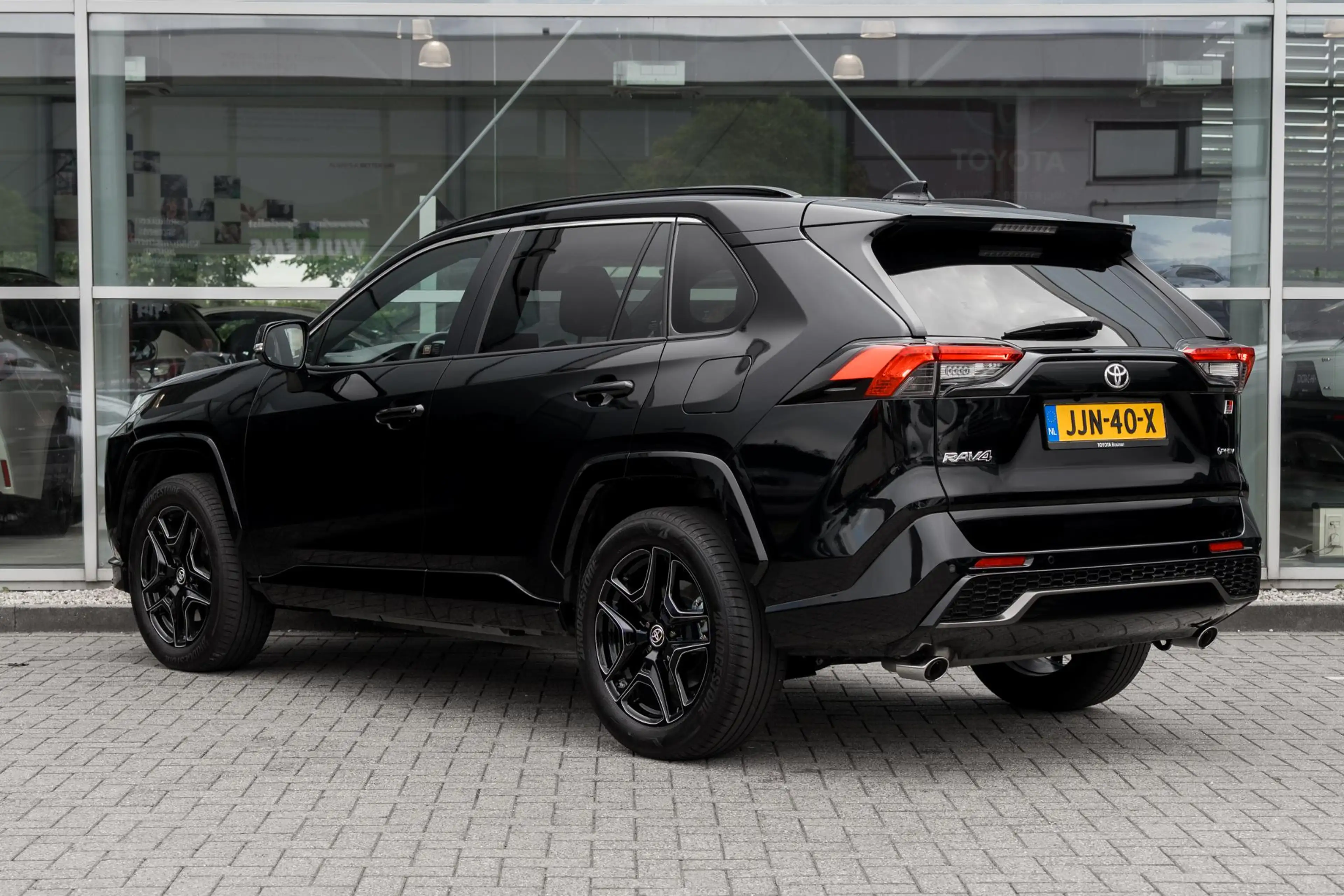 Toyota RAV 4 2.5 Plug-in Hybrid AWD GR SPORT JBL|HUD|360|PLUS P — photo 13