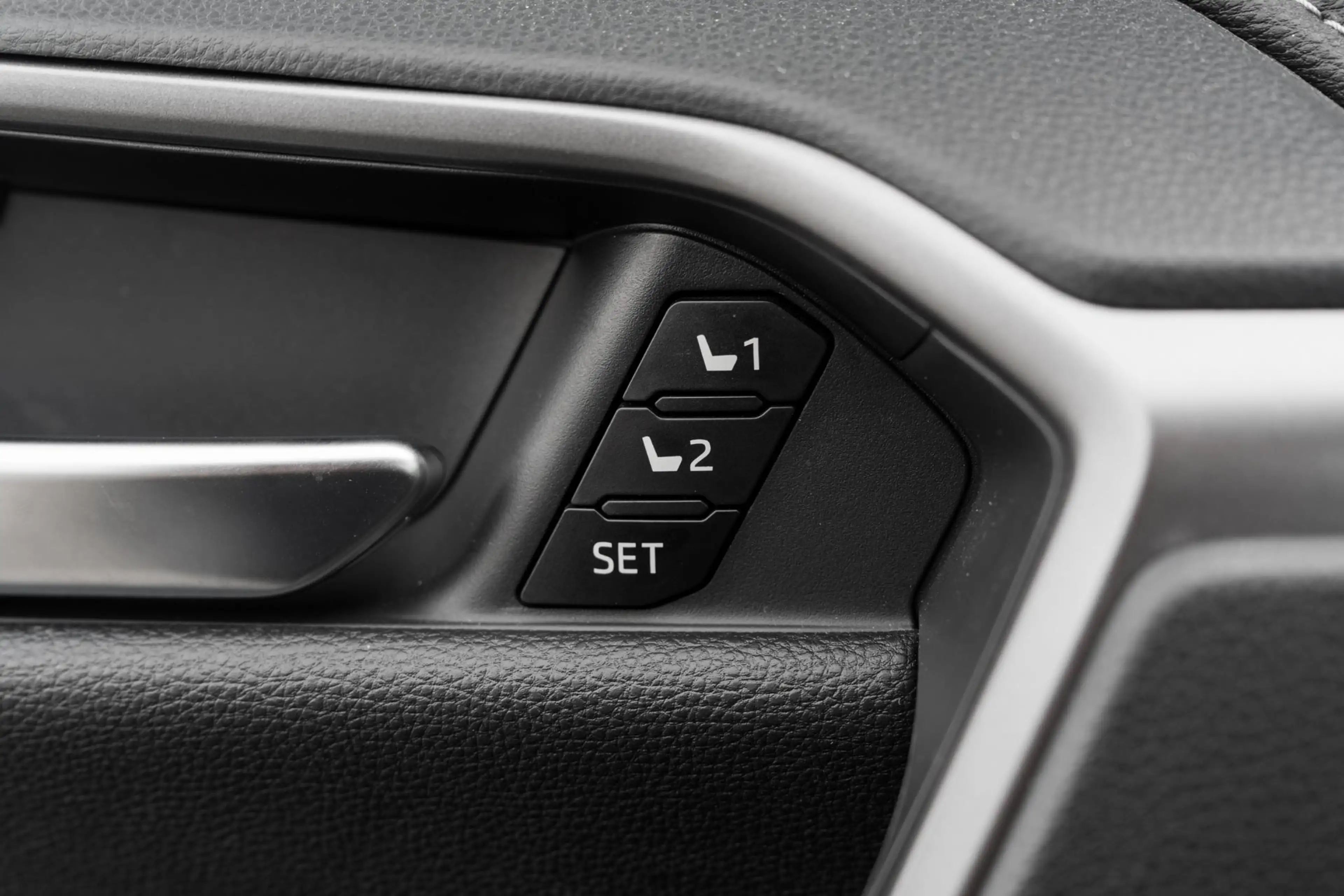Toyota RAV 4 2.5 Plug-in Hybrid AWD GR SPORT JBL|HUD|360|PLUS P — photo 36