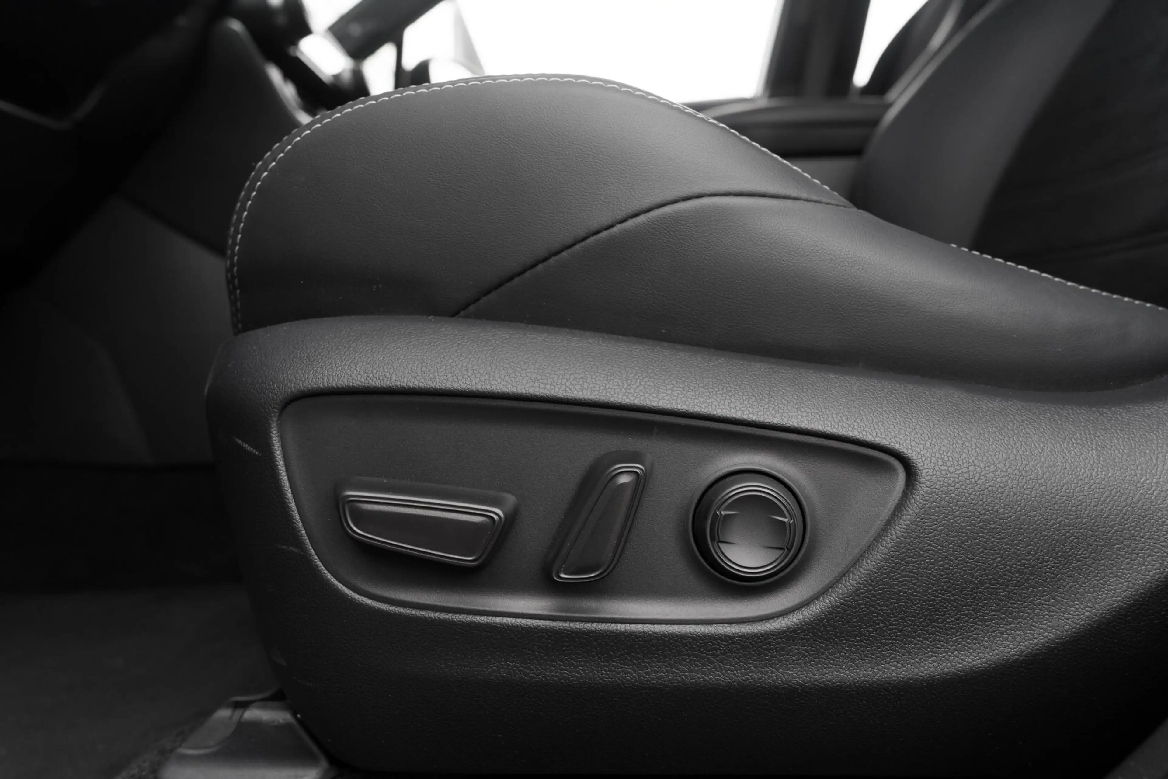 Toyota RAV 4 2.5 Plug-in Hybrid AWD GR SPORT JBL|HUD|360|PLUS P — photo 38