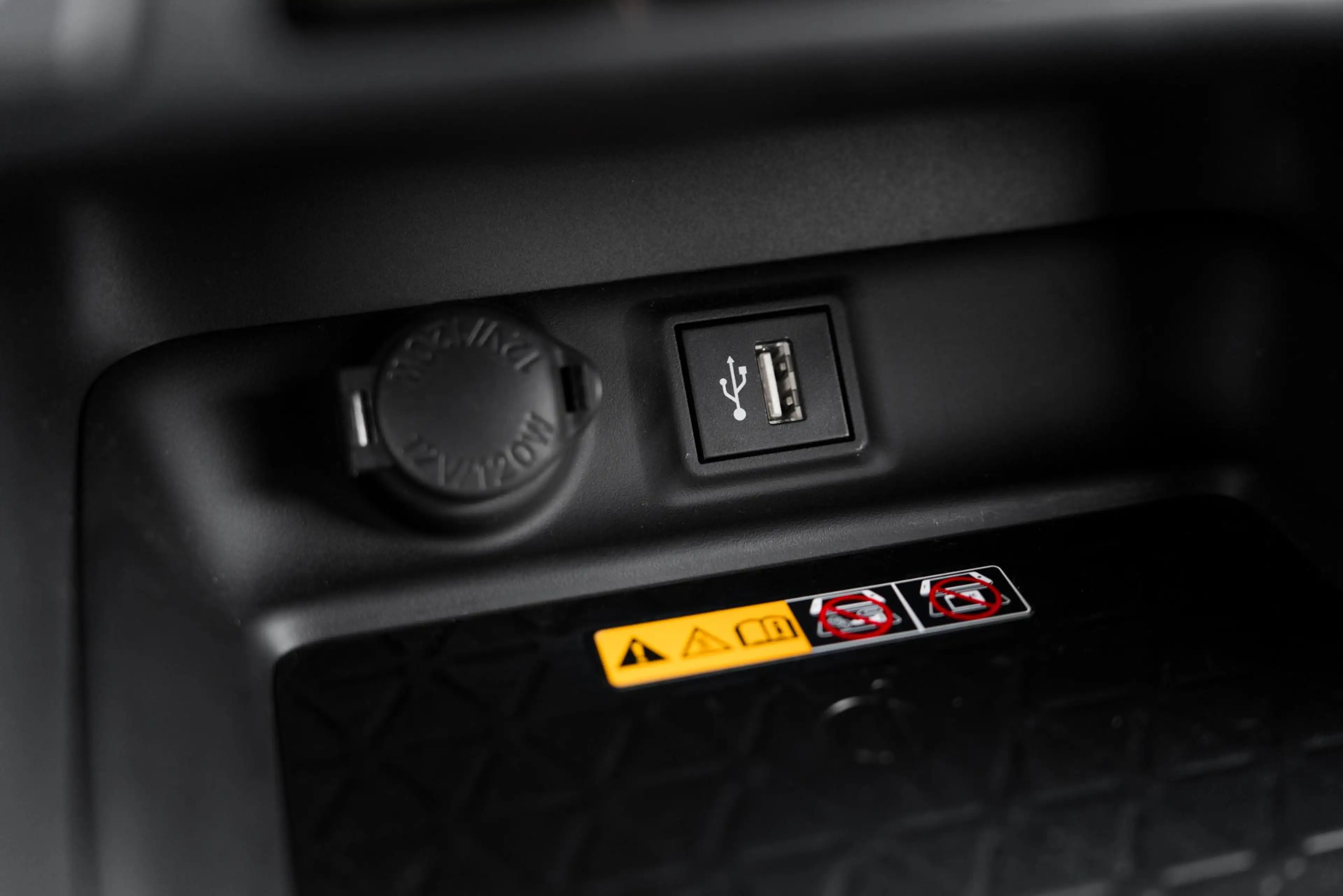 Toyota RAV 4 2.5 Plug-in Hybrid AWD GR SPORT JBL|HUD|360|PLUS P — photo 27