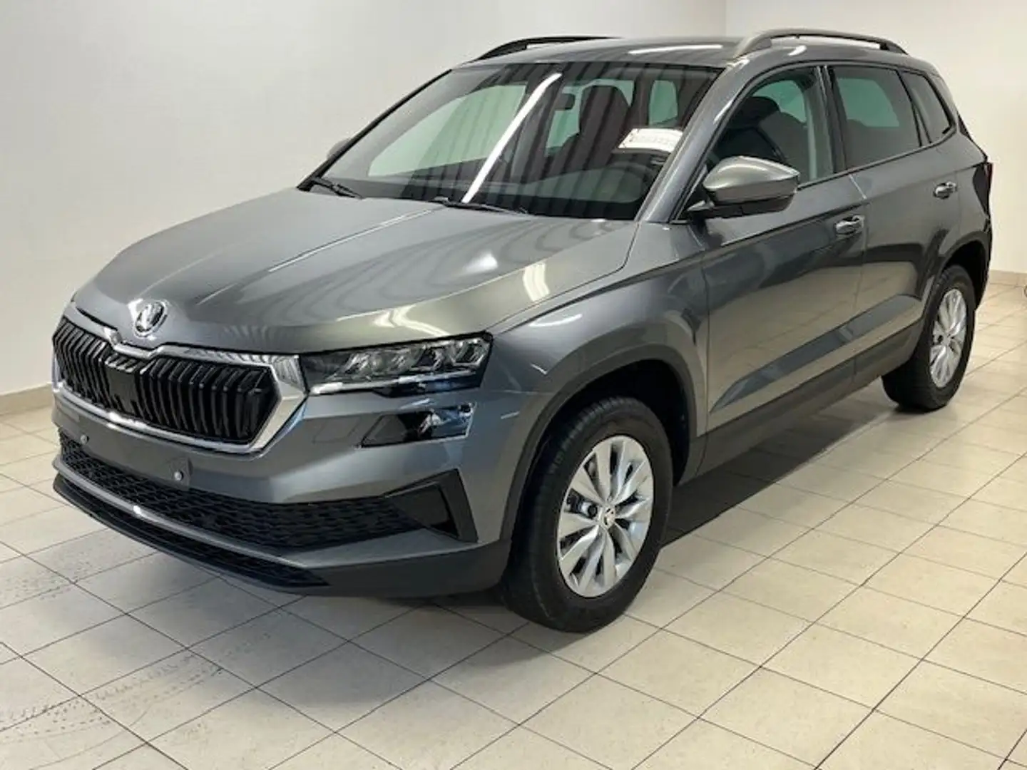 Skoda Karoq 1.5 TSI DSG Selection+AHZV+Lenkrad heizbar Grau - 2