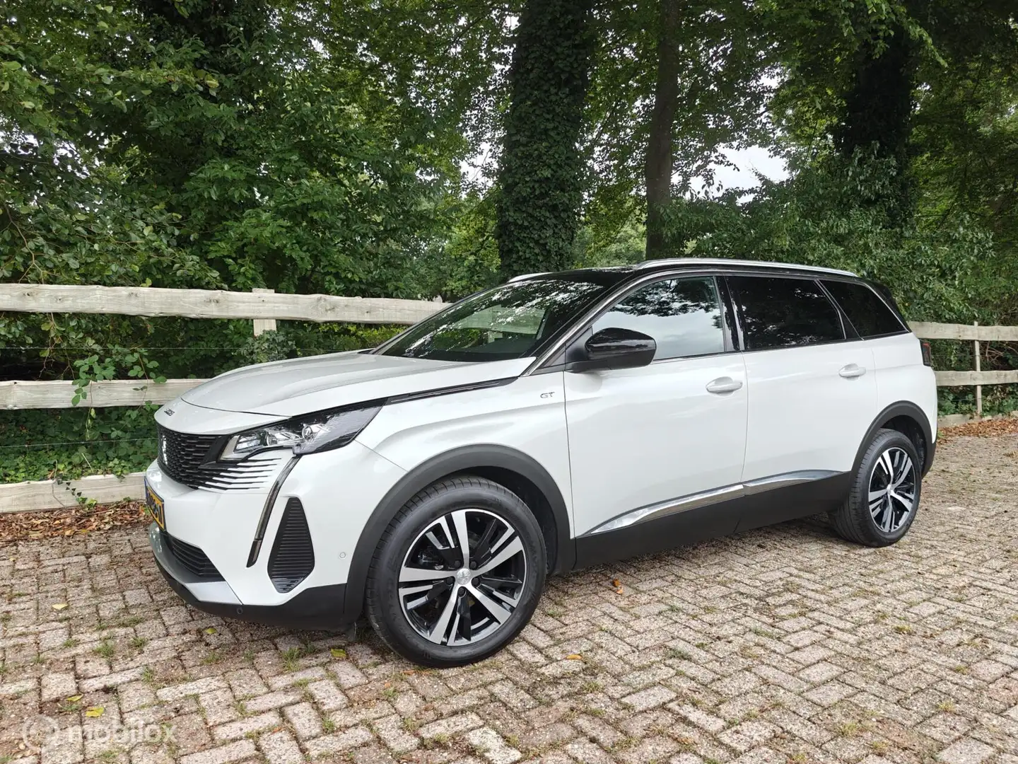 Peugeot 5008 1.2 131PK Automaat GT|7Pers|LED|Trekhaak|Adapt.cru Wit - 2
