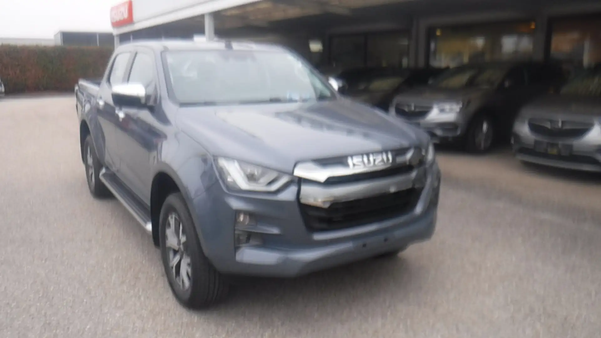 Isuzu D-Max D-Max Double Cab 4x4 LSE A/T Grau - 2