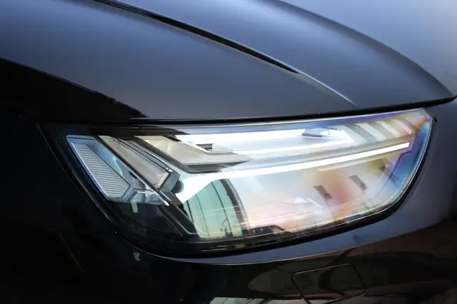 Audi Q5 view 17