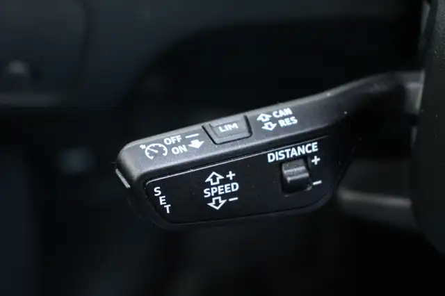 Audi Q5 view 28