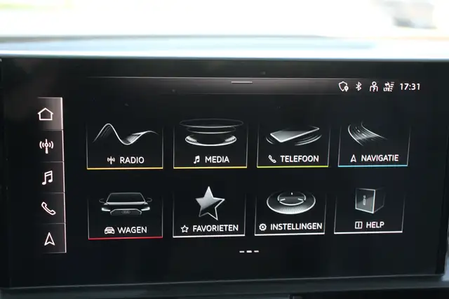 Audi Q5 view 21
