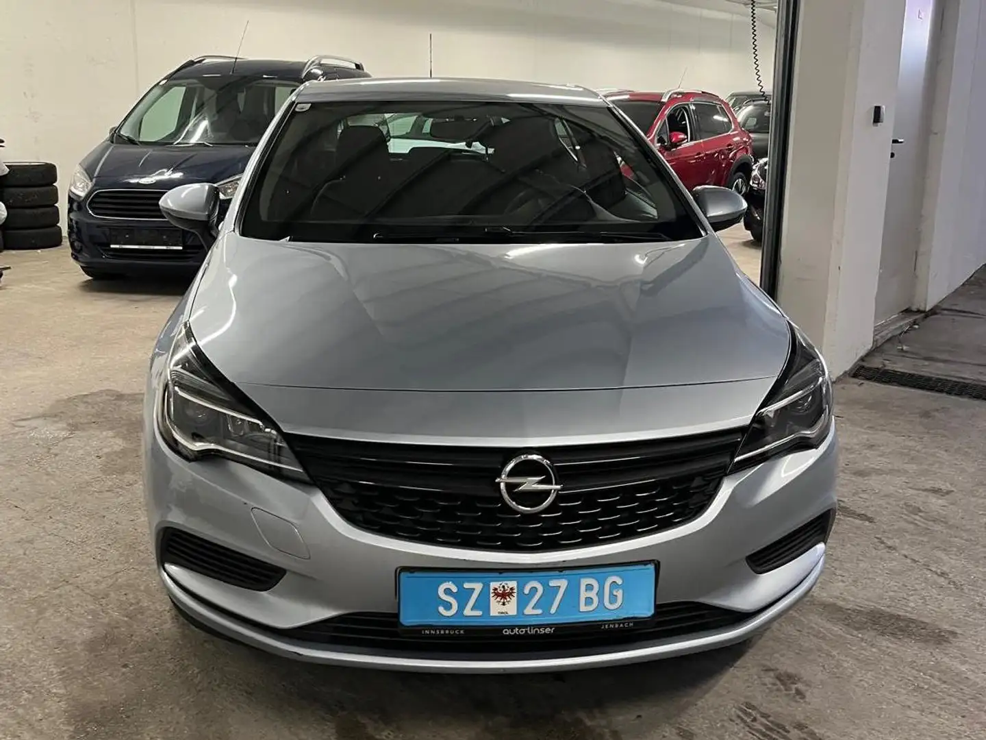 Opel Astra 1,6 CDTI Ecotec Cool Grau - 2