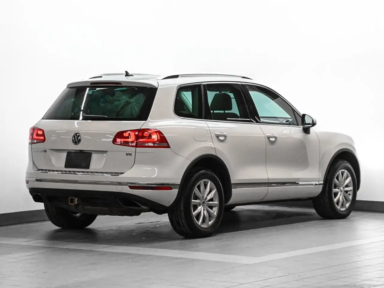 Volkswagen Touareg снимка Volkswagen Touareg