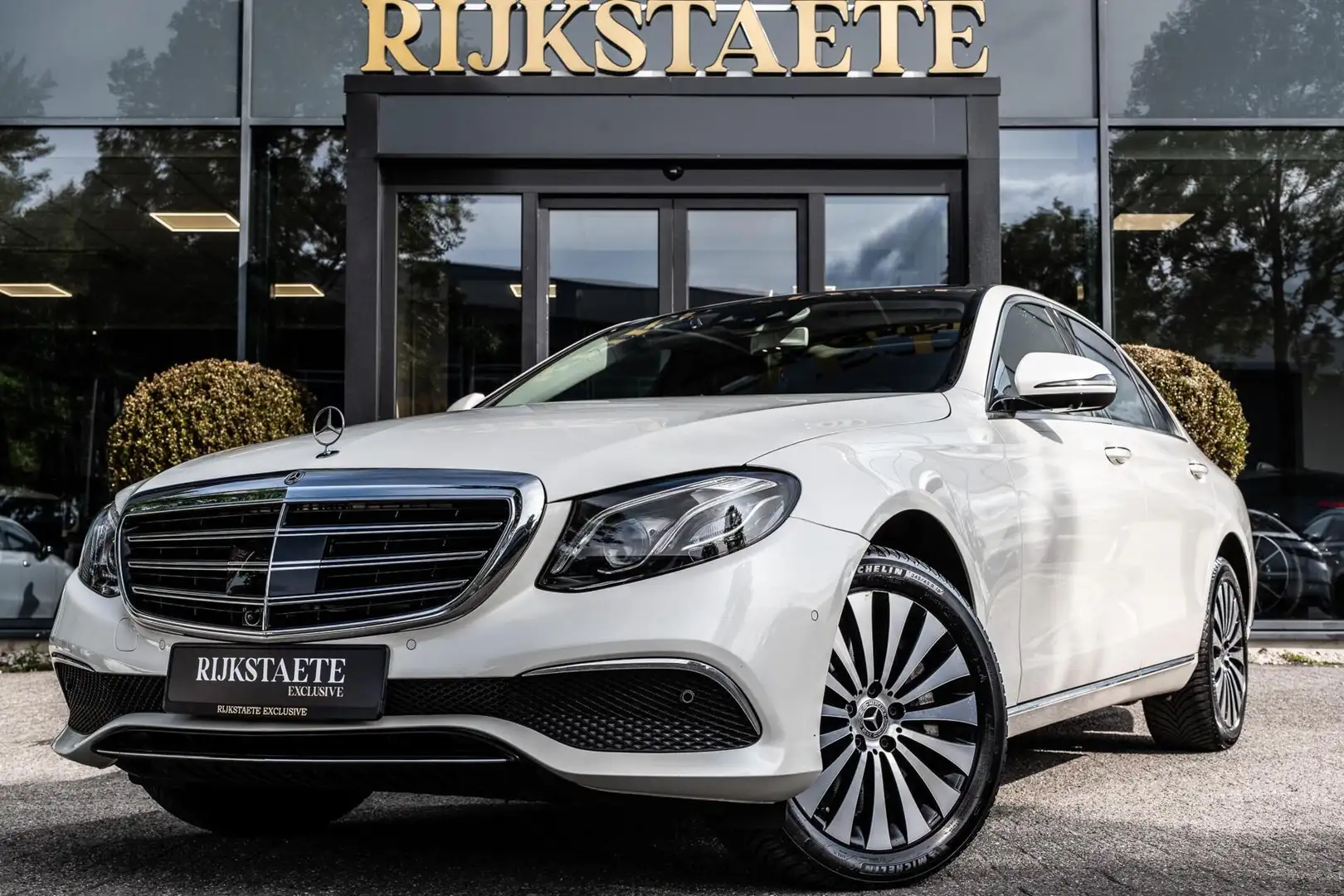 Mercedes-Benz E 400 E400 4Matic AMG|PANO|BURMESTER|ACC|360° Blanc - 1