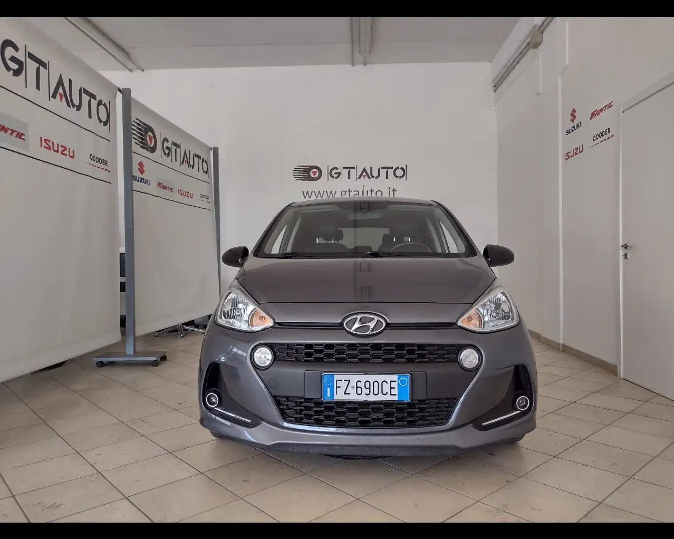 Hyundai i10 1.0 MPI Econext Advanced Grigio - 2
