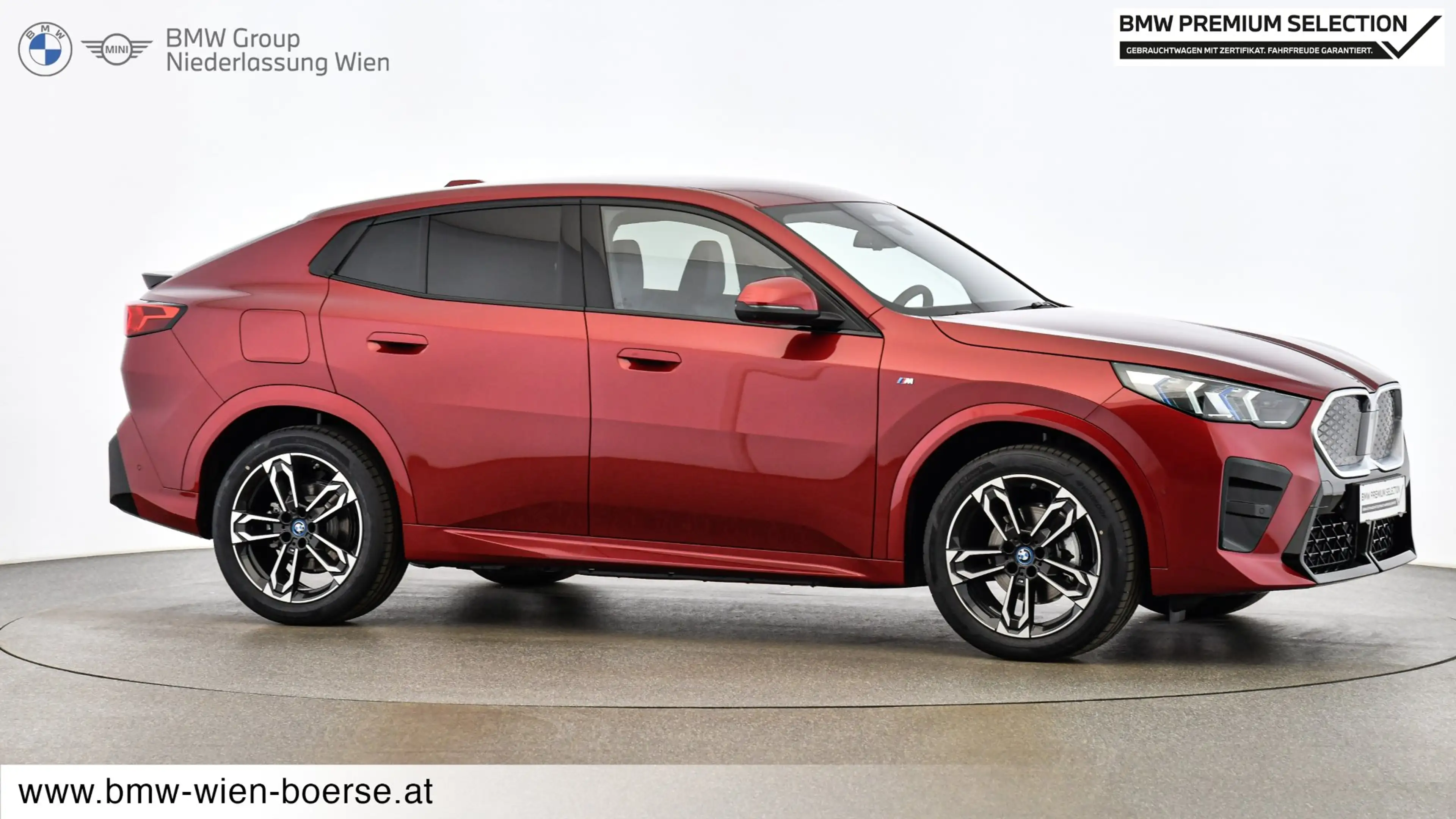 BMW iX2 eDrive20 — photo 7