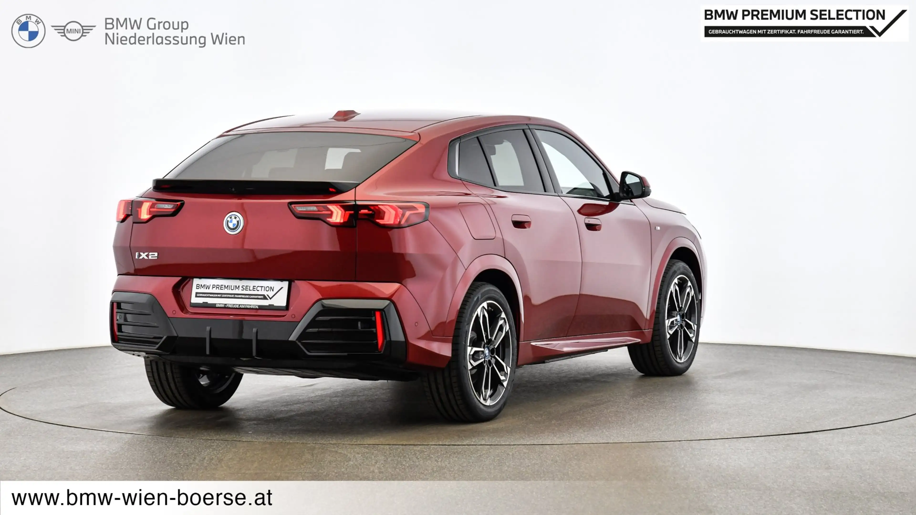 BMW iX2 eDrive20 — photo 9