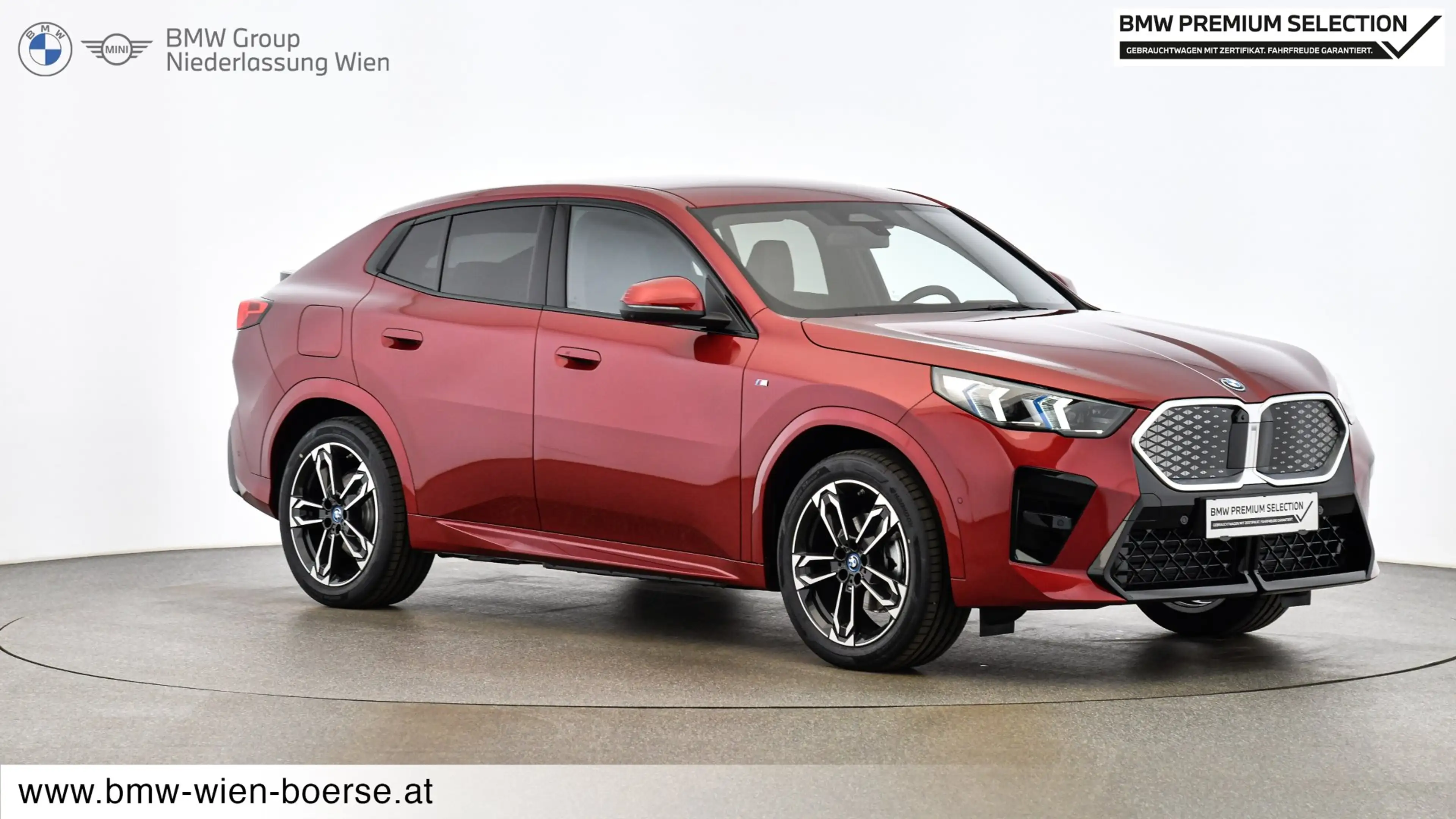 BMW iX2 eDrive20 — photo 6